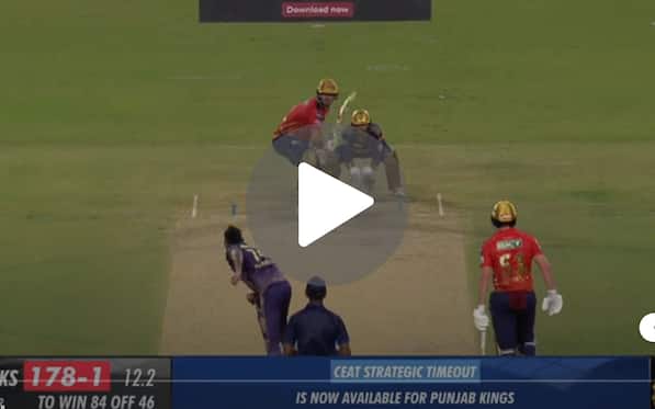 [Watch] Sunil Narine Says Goodnight As He Tucks Rilee Rossouw To Bed On 26